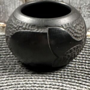 Native American Santa Clara Pottery Vase Black On Black Elephant Silhouette